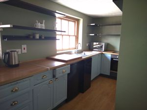 Kitchen- click for photo gallery